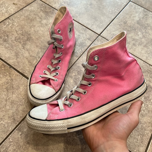 Converse Shoes Vintage Converse Chuck Taylor High Top Sneakers Pink